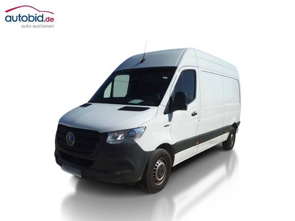 Вид спереди слева