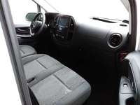 Вид на салон