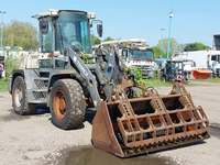 Widok z przodu po stronie prawej