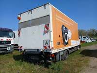 Widok z tyłu po stronie prawej