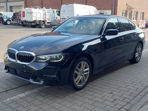 Náhled zpředu zleva