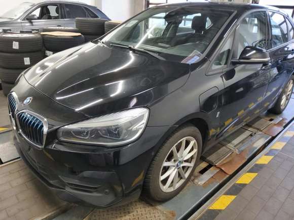 Widok z przodu po stronie lewej