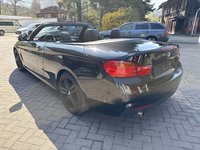 Widok z tyłu po stronie lewej