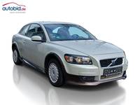 Widok z przodu po stronie prawej