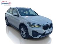 Pogled desno spredaj