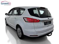 Widok z tyłu po stronie lewej