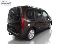 Вид сзади справа