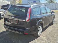 Widok z tyłu po stronie prawej