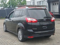 Widok z tyłu po stronie lewej
