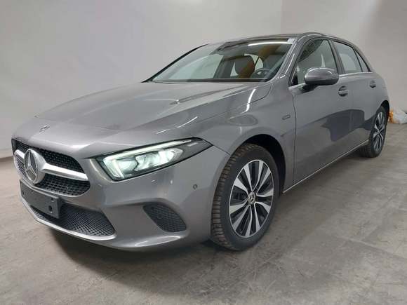 Vista anteriore sinistra