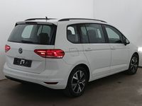 Вид сзади справа