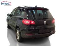 Vue de l’arrière gauche