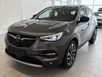 Pogled od napred levo