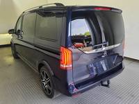 Aanzicht achter links