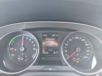 Pogled na kombinovani instrument