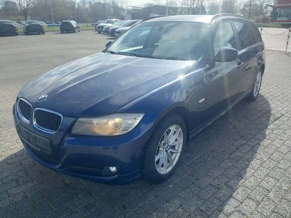 Vue de l’avant gauche