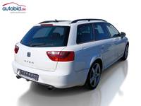 Aanzicht achter rechts