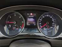 Pohled na přístrojovou desku