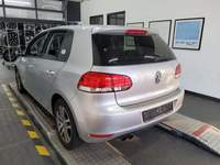 Vaizdas iš galo kairės