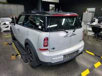 Pogled straga lijevo