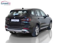 Widok z tyłu po stronie prawej