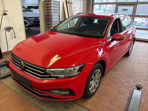 Pogled sprijeda lijevo