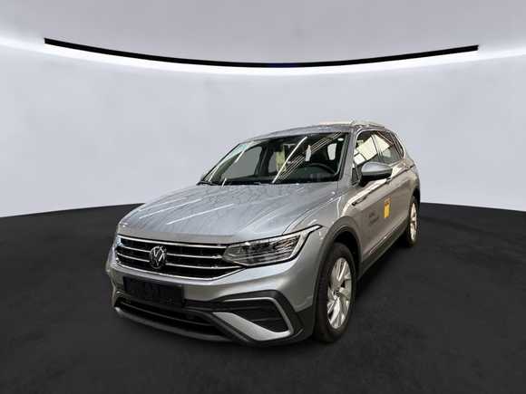 Pogled sprijeda lijevo