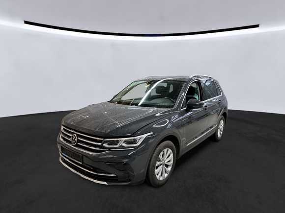 Pogled sprijeda lijevo