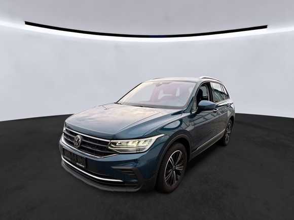 Vaizdas iš priekio kairės