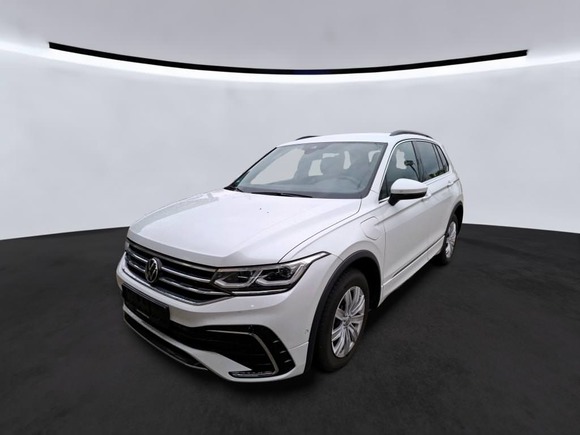 Pogled sprijeda lijevo