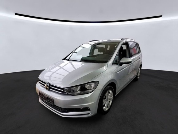 Pogled sprijeda lijevo