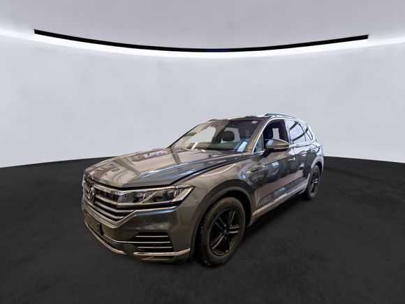 Pogled sprijeda lijevo