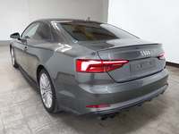 Vue de l’arrière gauche