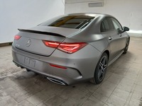 Aanzicht achter rechts