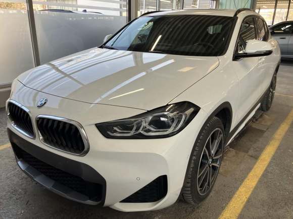 Vista anteriore sinistra