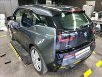 Pogled od pozadi levo