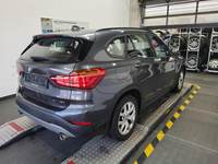 Aanzicht achter rechts