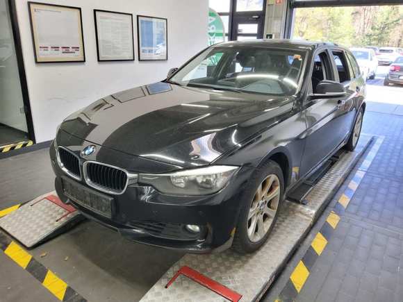 Náhled zpředu zleva