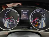 Pohled na přístrojovou desku