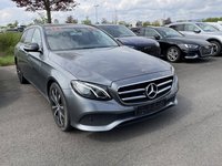 Widok z przodu po stronie prawej