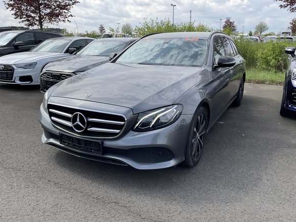 Widok z przodu po stronie lewej