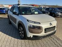 Вид спереди справа