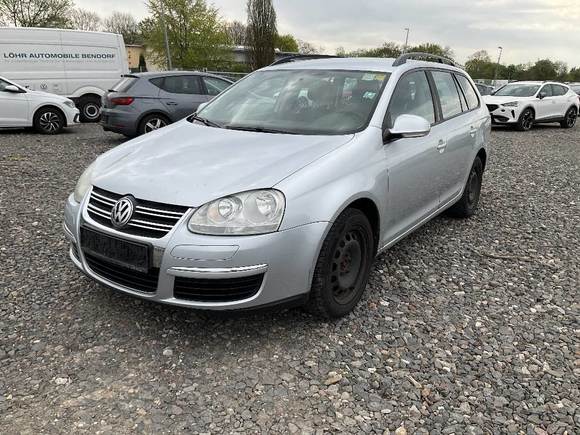 Widok z przodu po stronie lewej