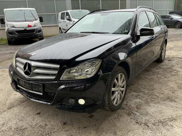 Widok z przodu po stronie lewej