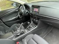 Вид на салон