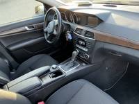 Вид на салон