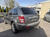 Widok z tyłu po stronie lewej