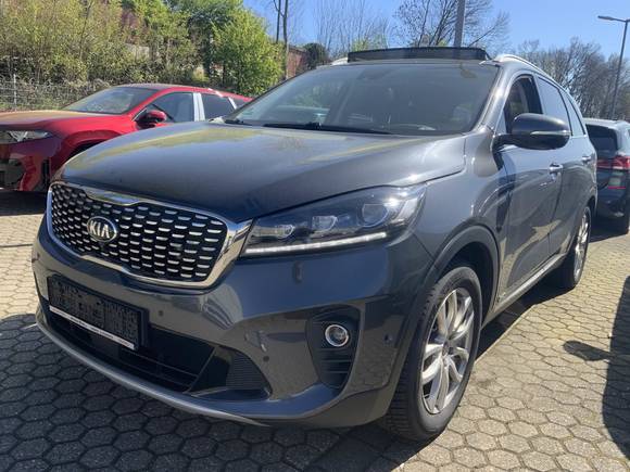 Вид спереди слева