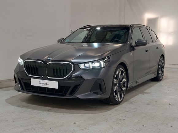 Vaizdas iš priekio kairės