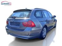 Aanzicht achter rechts